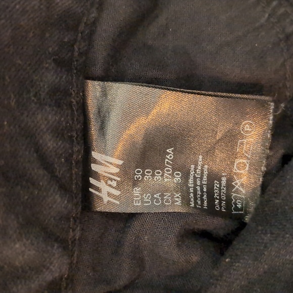 H&M skinny fit mens black jeans 30 EUC - Picture 6 of 6
